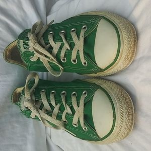 💚GREEN CONVERSE